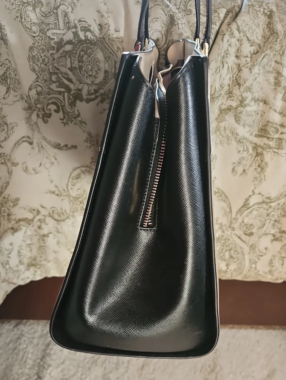 Kate Spade Madison Saffiano Leather Black Cream Taupe East West Laptop Tote